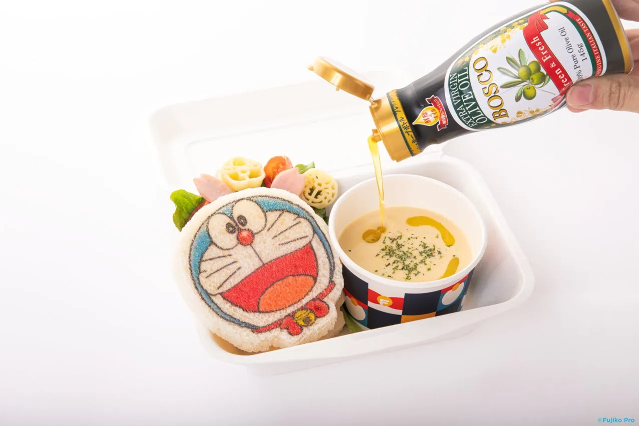 ドラえもんのたまごサンドとスープ