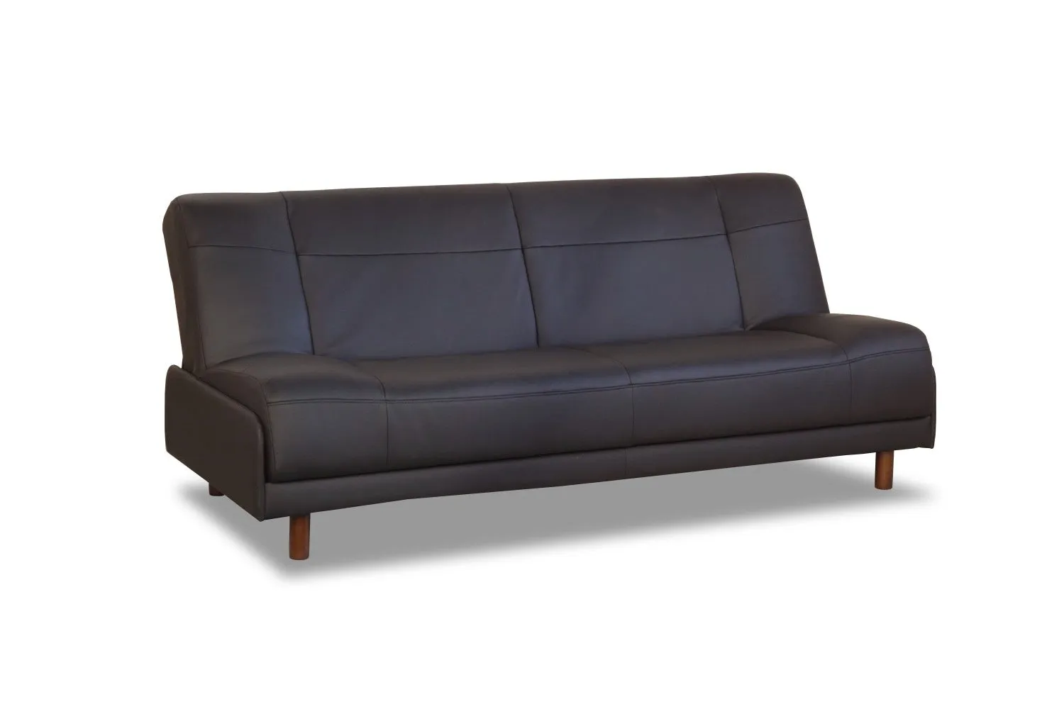 茶色の革張りのソファ