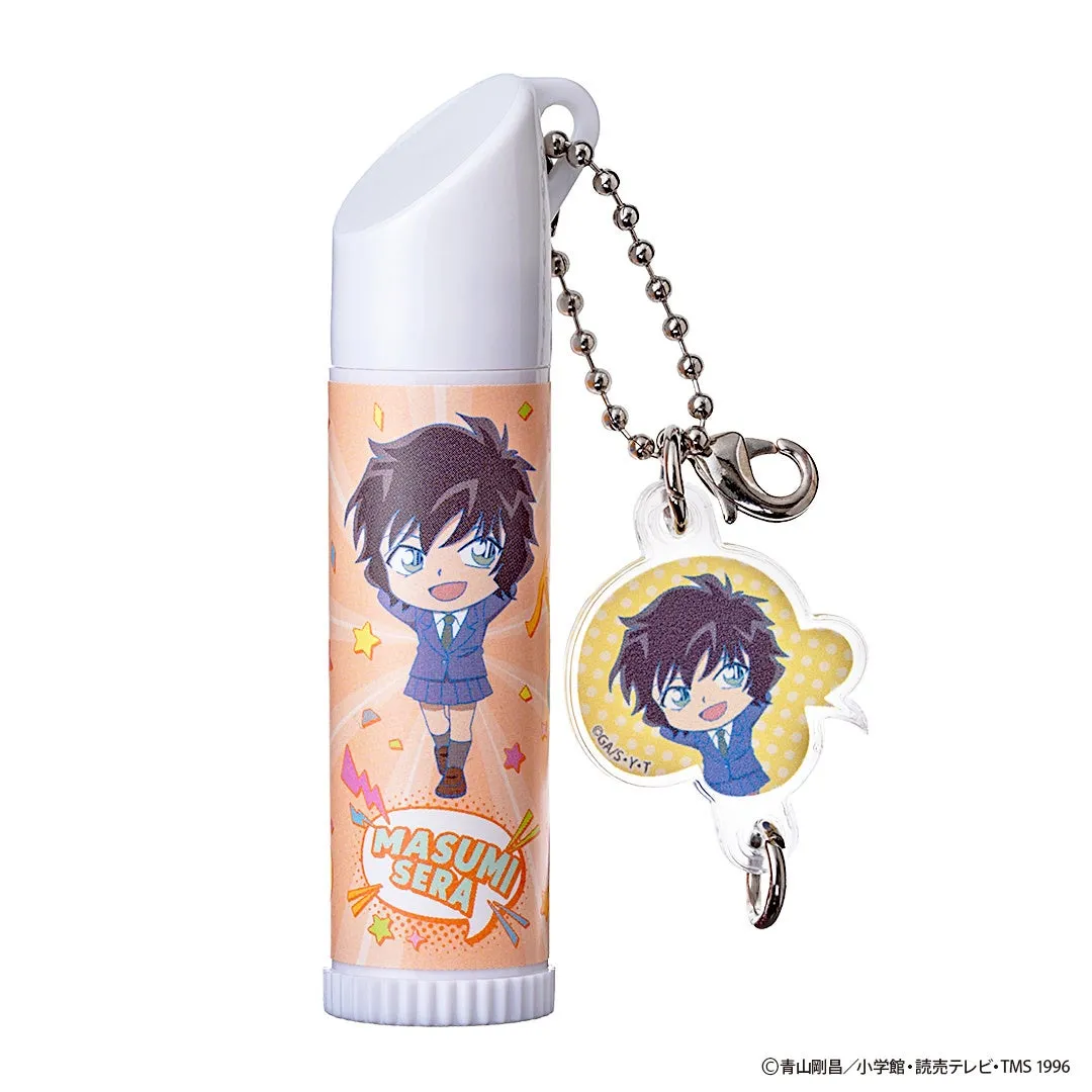 キャラクター「世良真純」が描かれたリップクリームと、同じキャラクターのチャームのセットです。