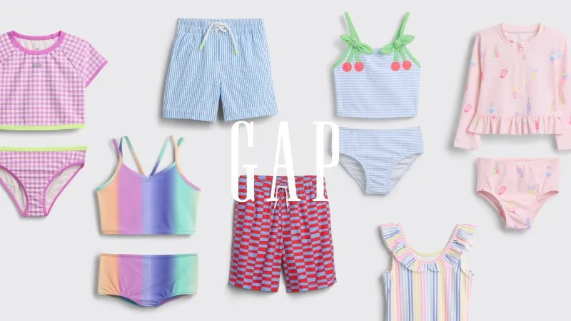 子供用水着の様々なデザインが並んだ画像