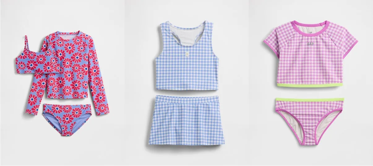 花柄やギンガムチェックのガールズ水着