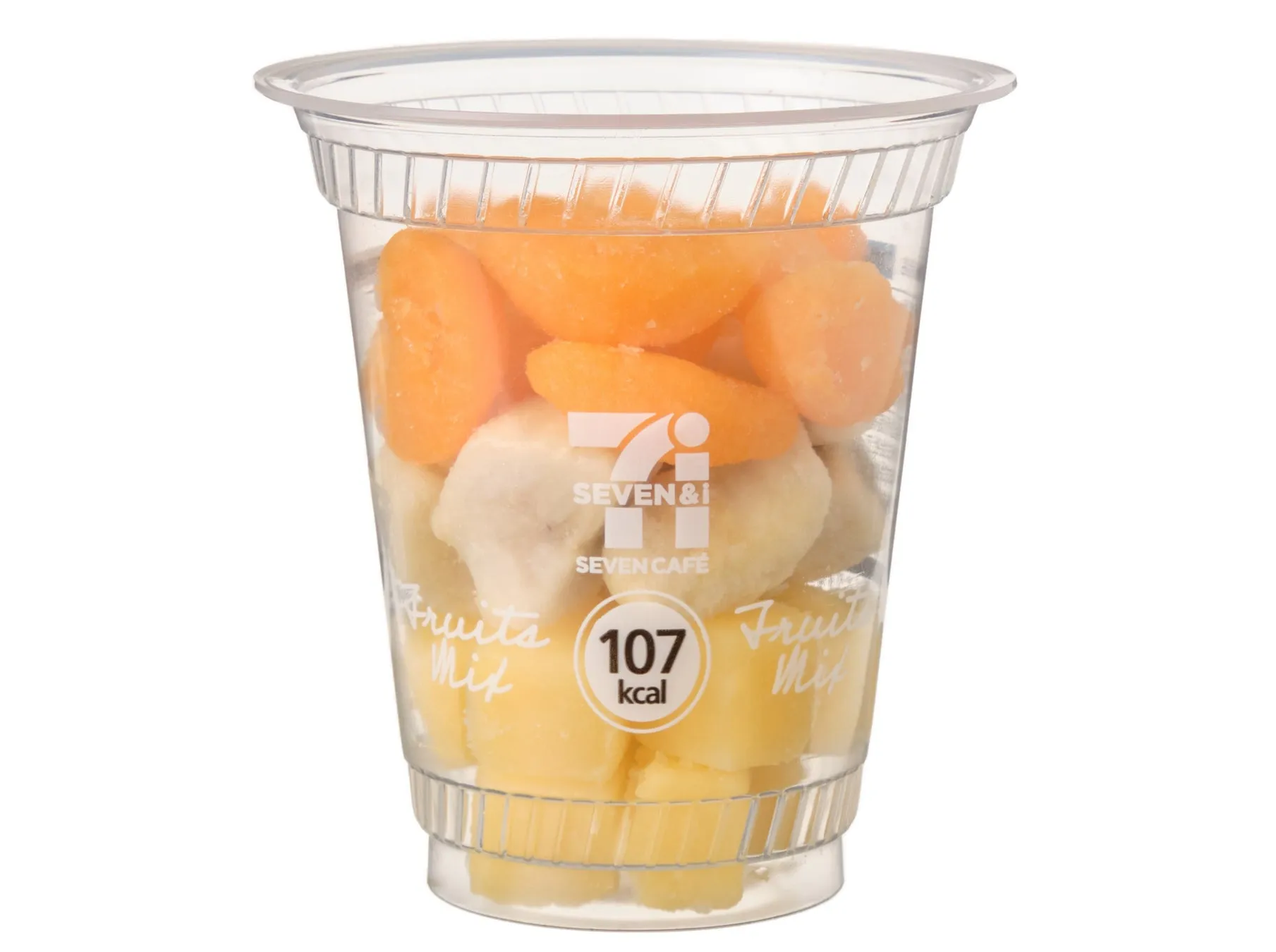 透明なプラスチックカップに入ったフルーツミックス。