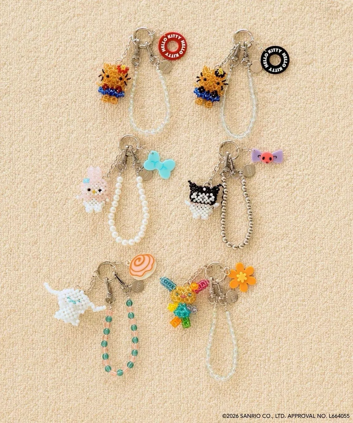 サンリオキャラクターのキーホルダーが複数並んだ写真