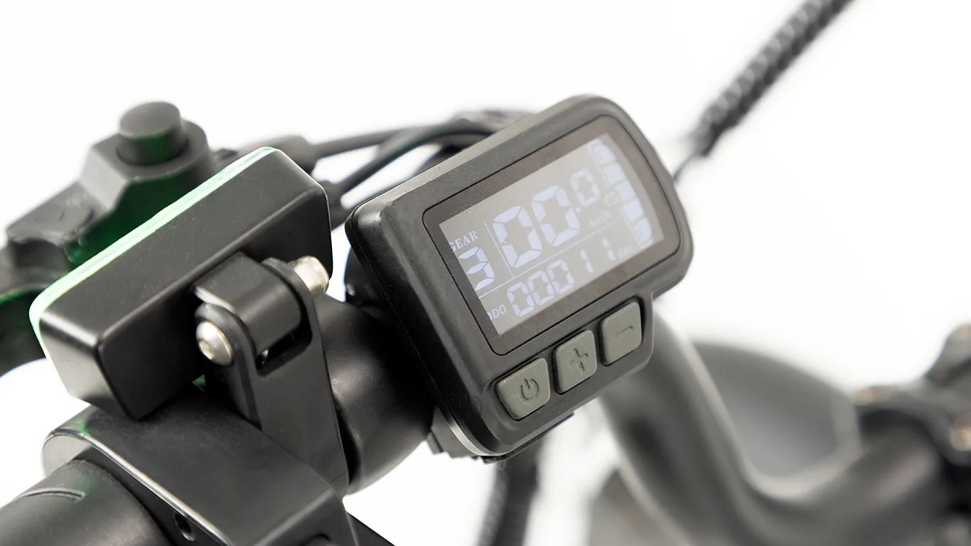 電動スクーターのハンドルバーディスプレイ