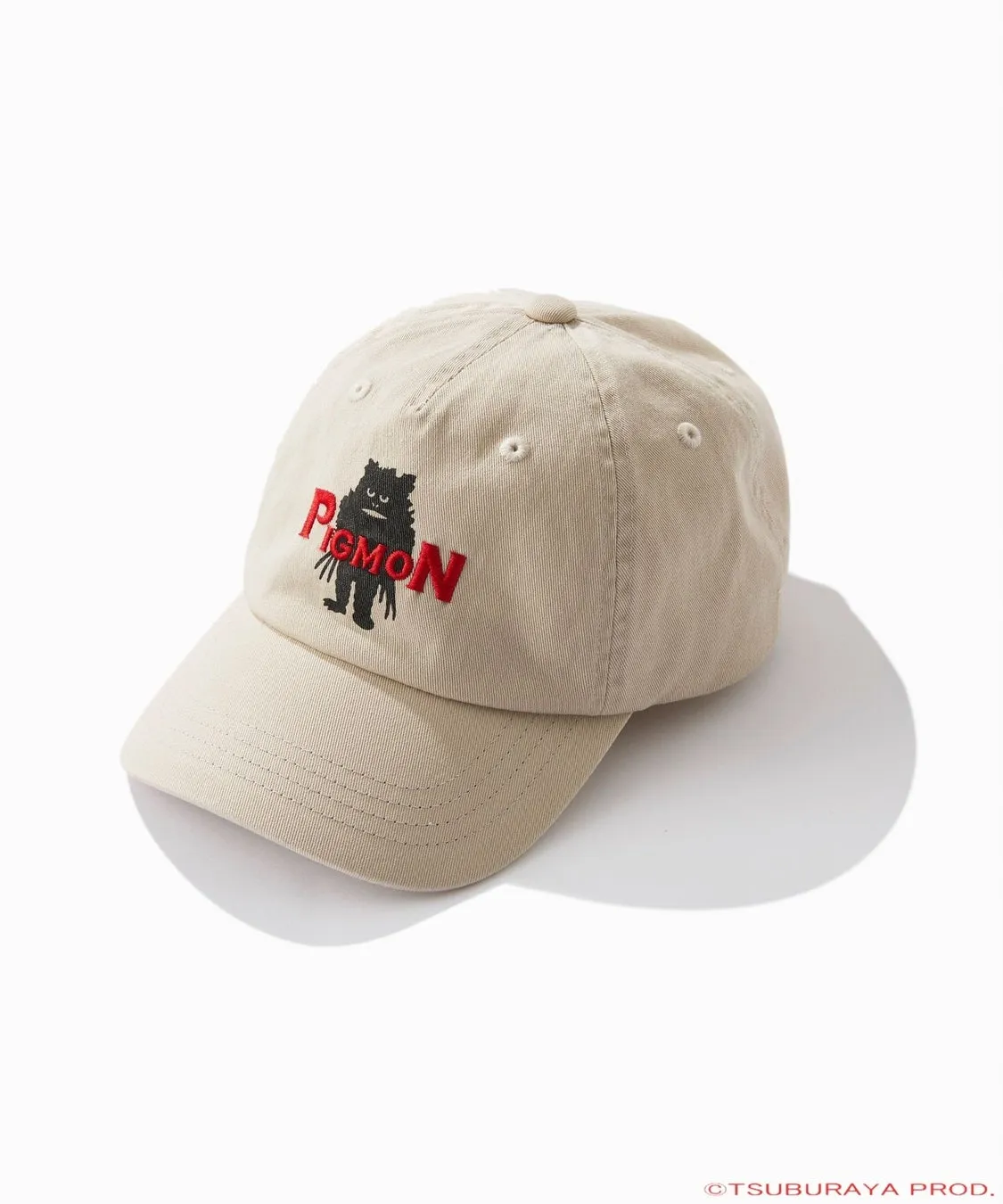 ベージュ色のキャップ