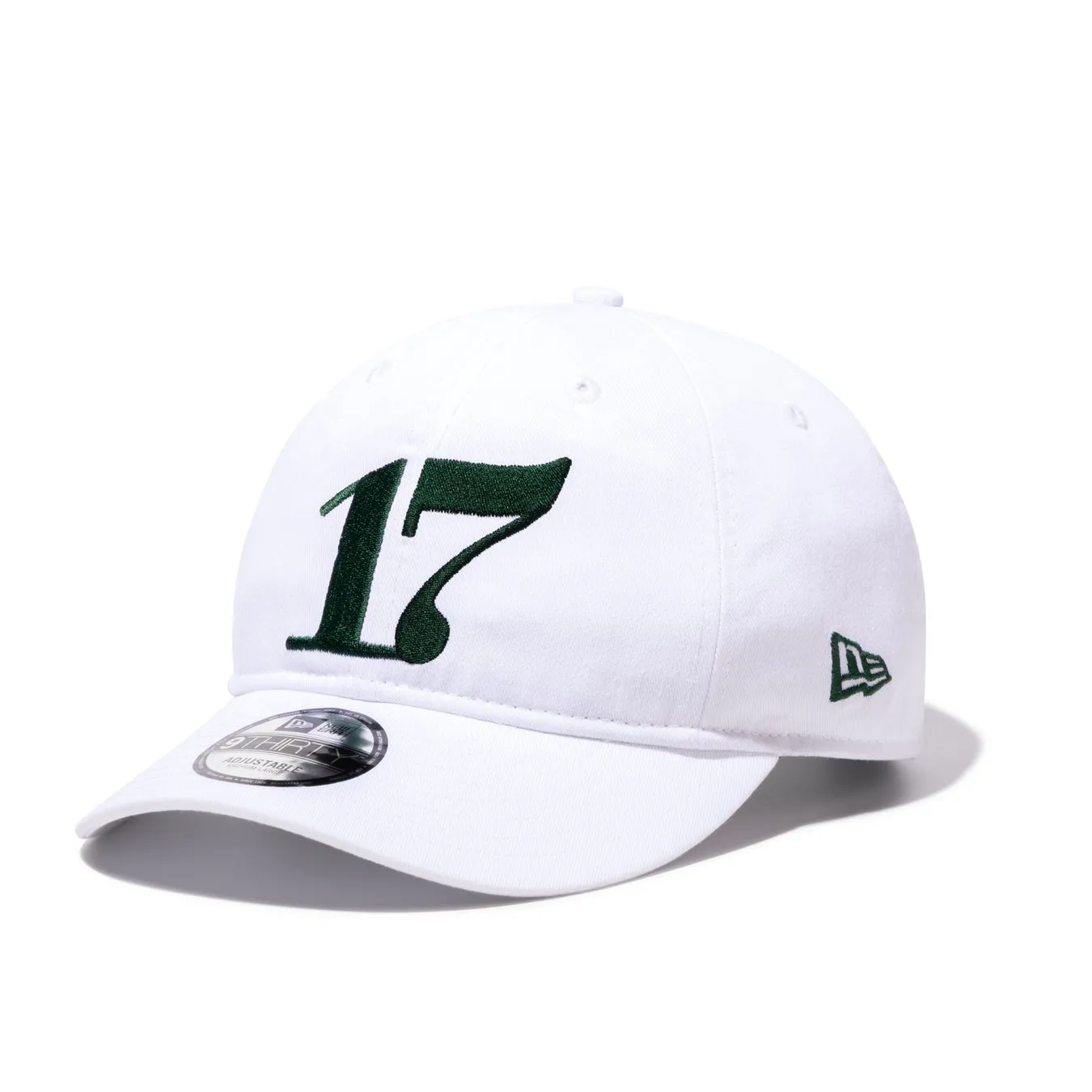 白いキャップ17