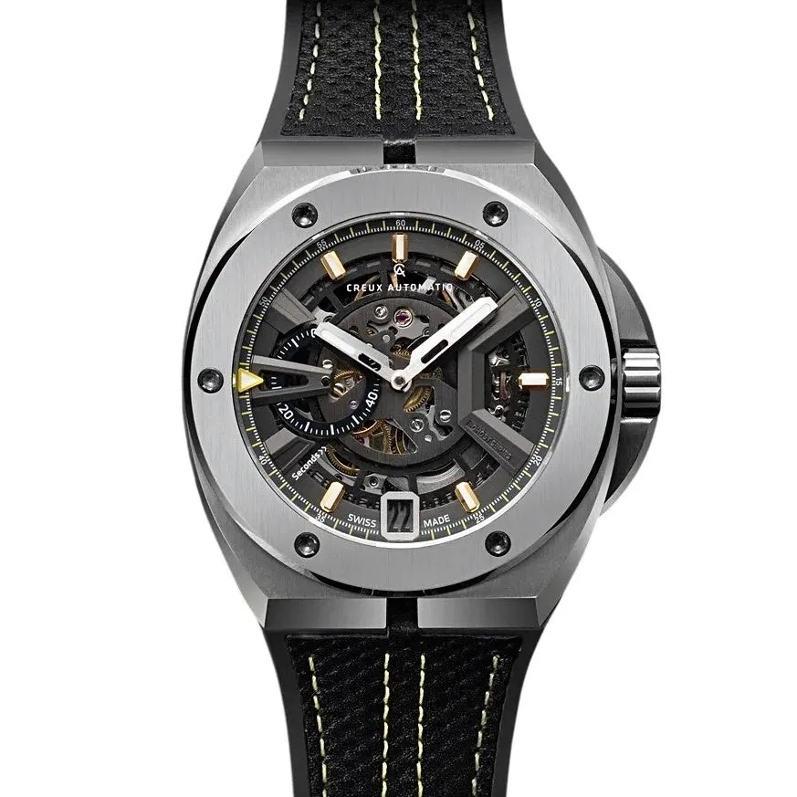 クールな腕時計のクローズアップ画像