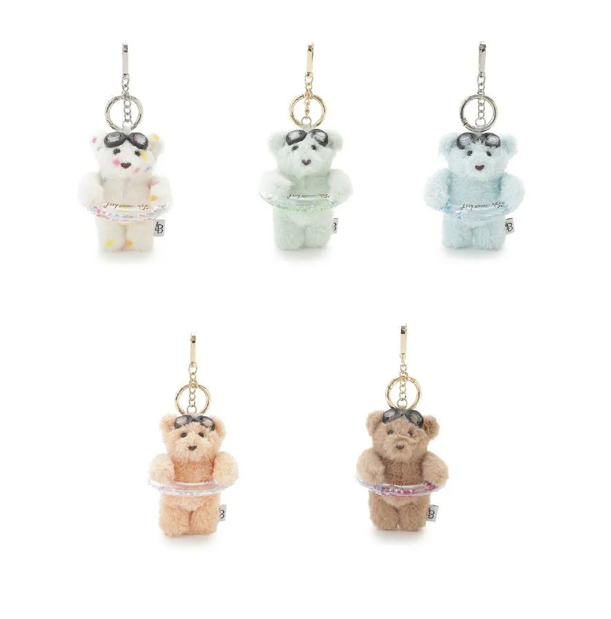 水着姿のクマのキーホルダー5個セット。色は白、ミントグリーン、水色、ベージュ、茶色。