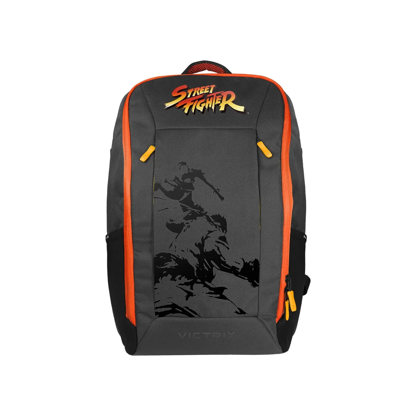 ストリートファイターのロゴとキャラクターのシルエットが描かれたバックパック