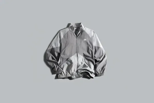 グレーのジャケット