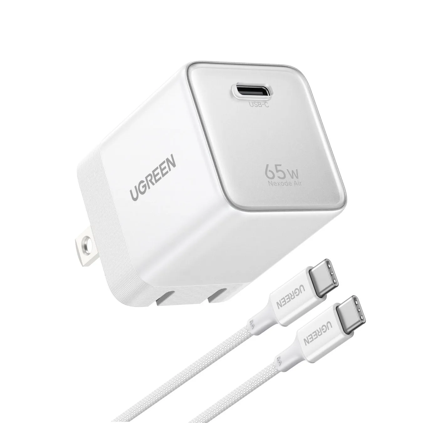 白いUGREENの充電器とUSB-Cケーブルの画像。充電器には「UGREEN」のロゴと「65W Nexode Air」の文字が、ケーブルにも「UGREEN」のロゴが見える。