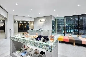VIVAIAの店舗内装