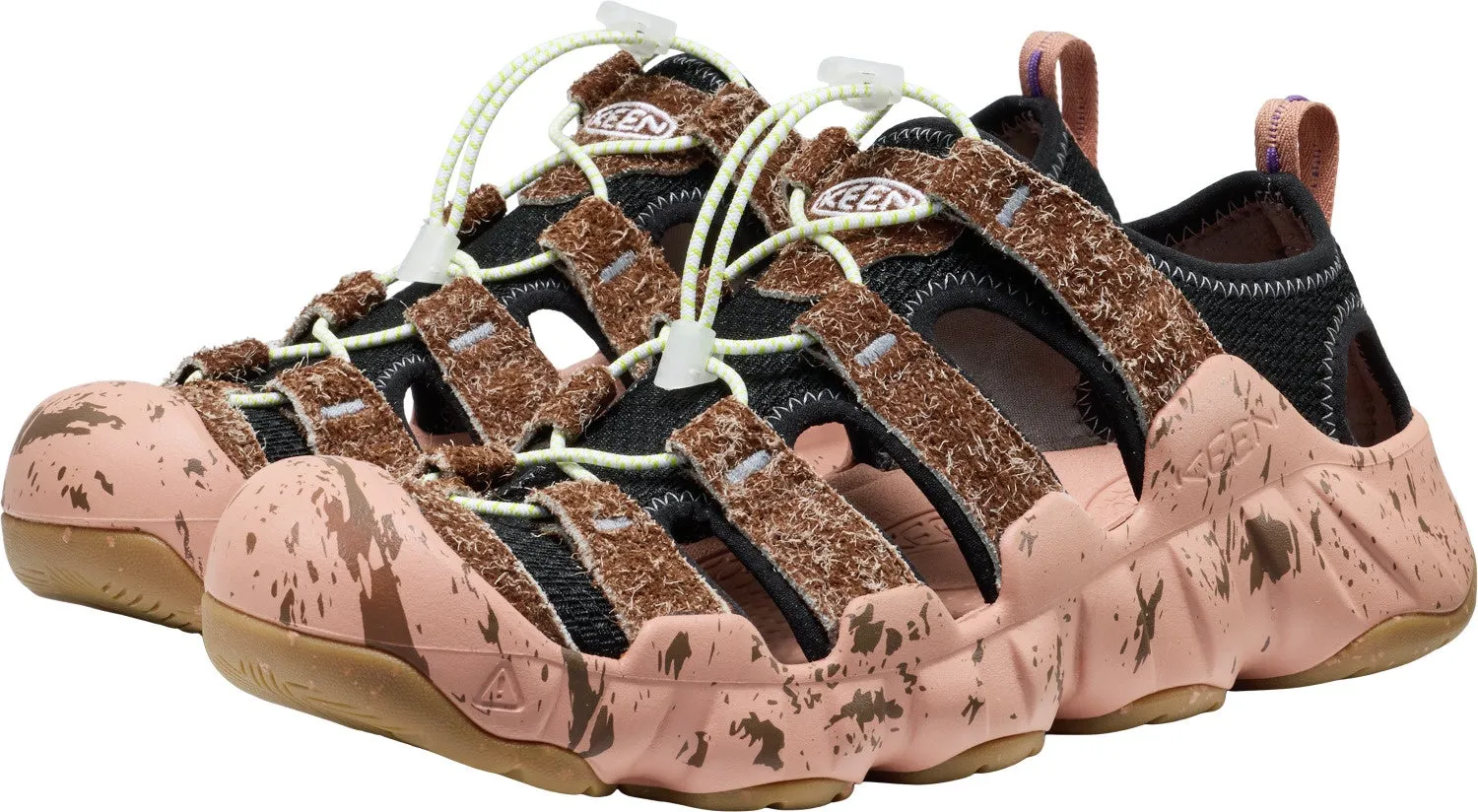KEENのサンダルのクローズアップ