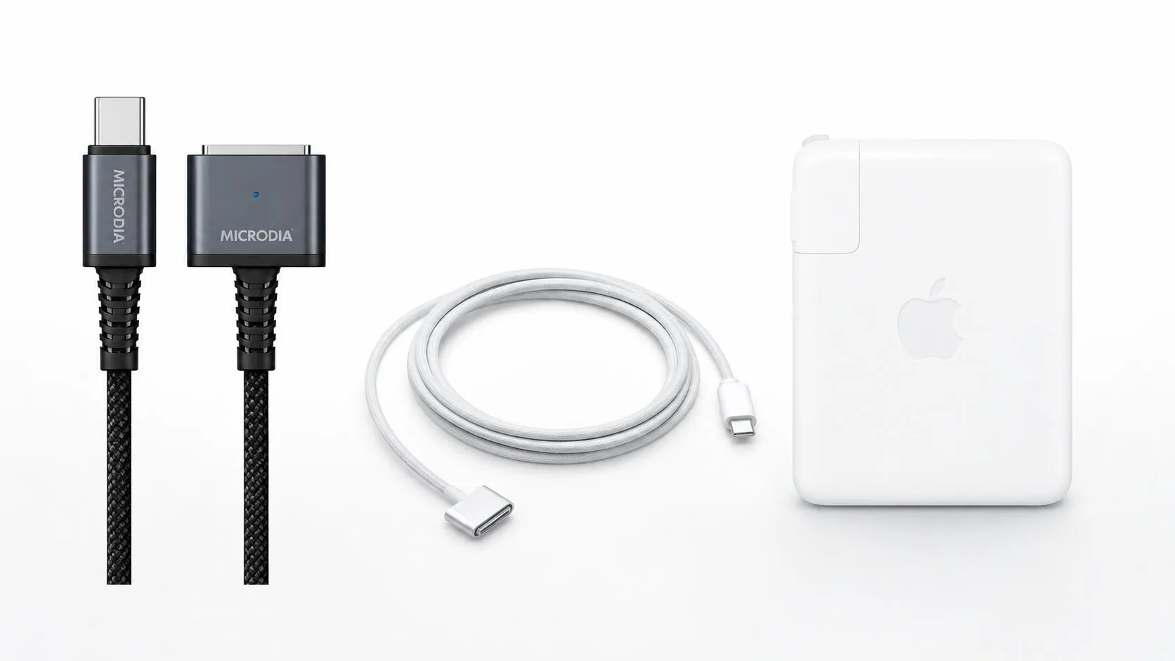白い背景に、MICRODIAブランドの充電ケーブルとAppleの充電器が写っています。