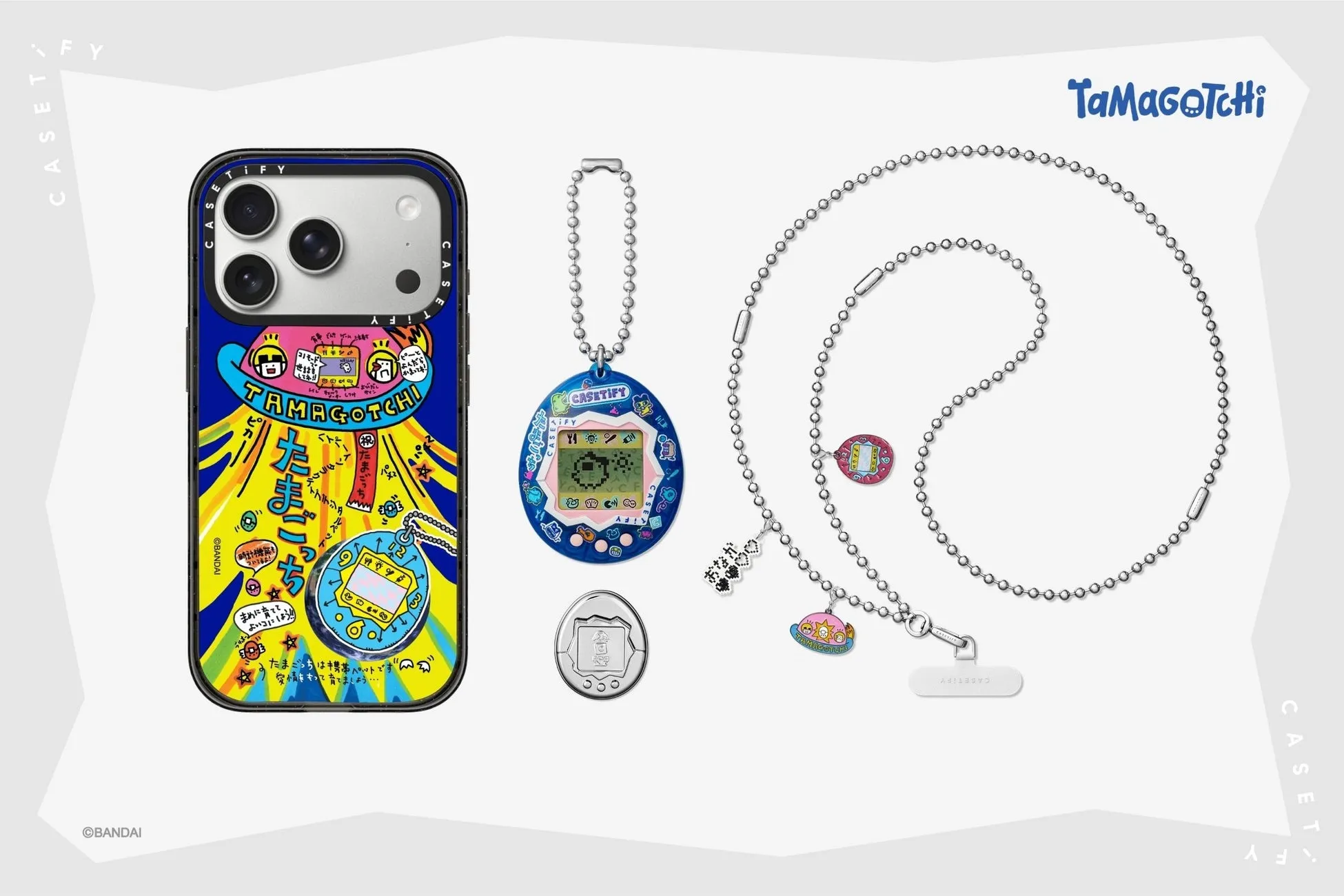 Tamagotchiのデザインが施された、スマートフォンケース、アクセサリー、Tamagotchiのアイテムが写った画像。