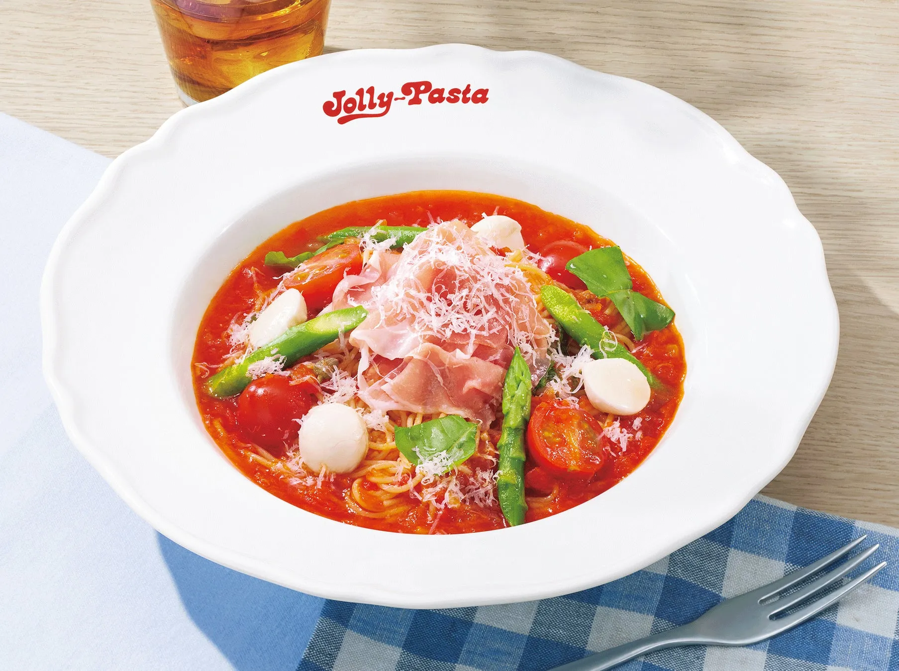 生ハムとフレッシュモッツァレラ ~トマトスープ~ 冷製カッペリーニ