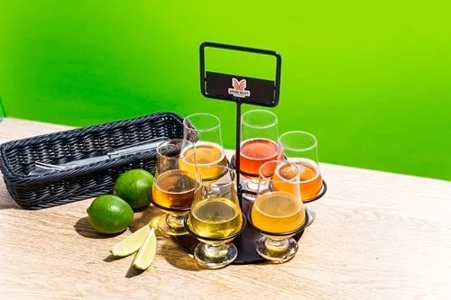 クラフトビールのビアフライト