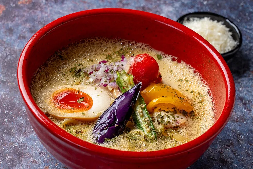 麺と具材のアップ
