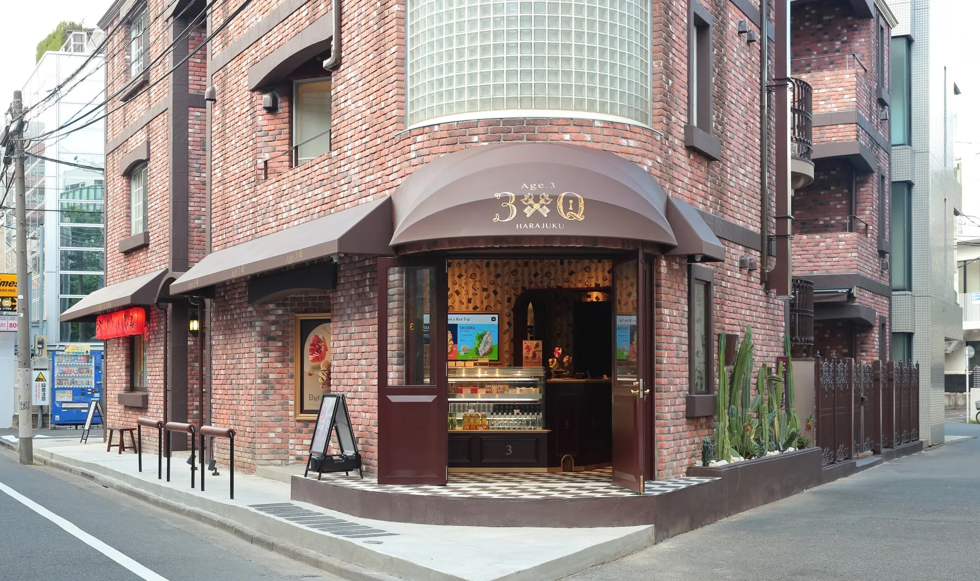 Age.3 HARAJUKU店舗外観