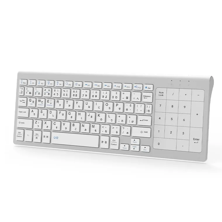キーボードとiPadの全体像、スペック表示