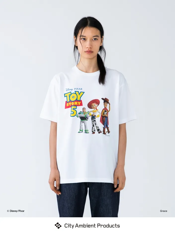 ジェシーとブルズアイがデザインされたTシャツ