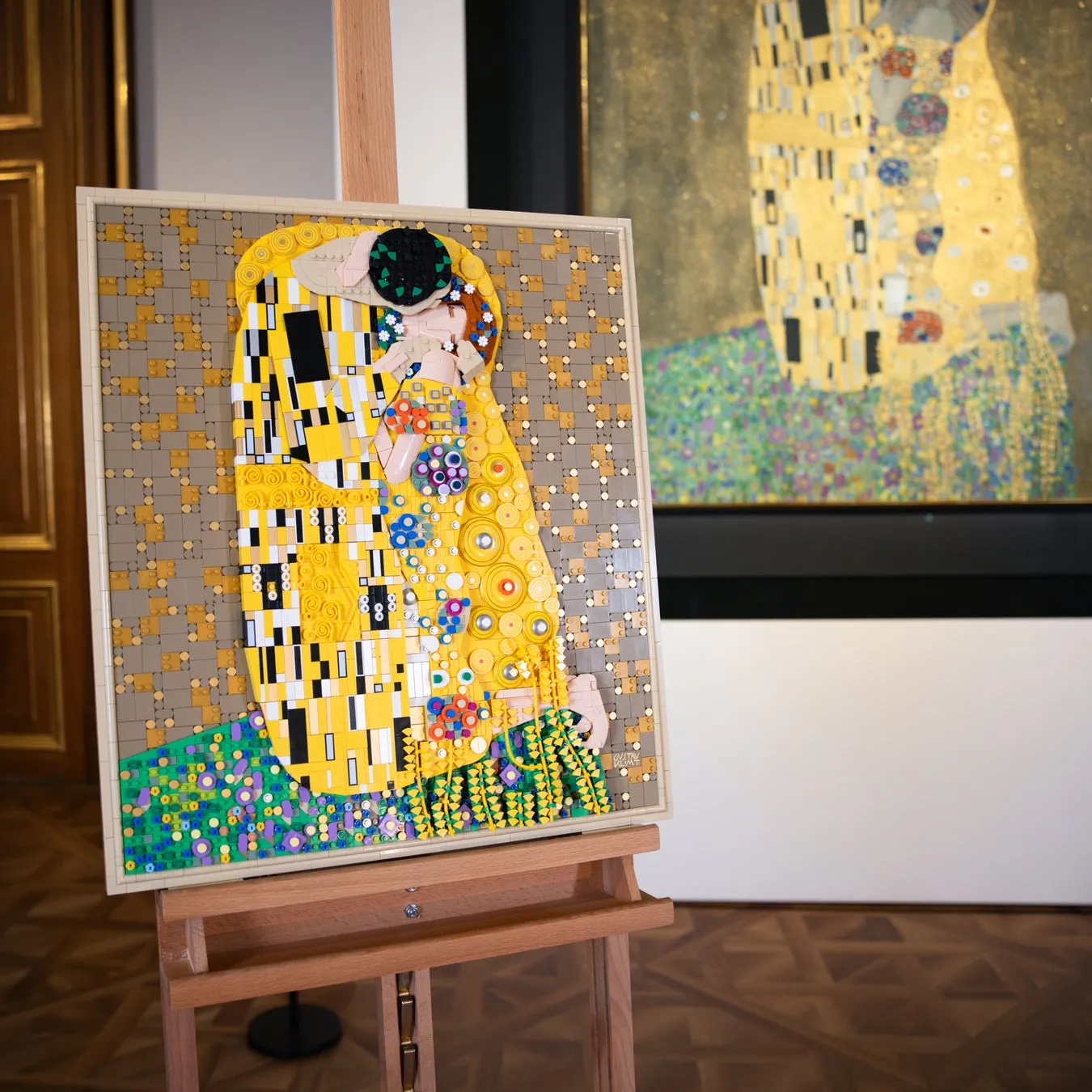 【大人レゴ】名画「接吻」をブロックで再現?レゴ®アート Gustav Klimtが誘う至福の芸術体験