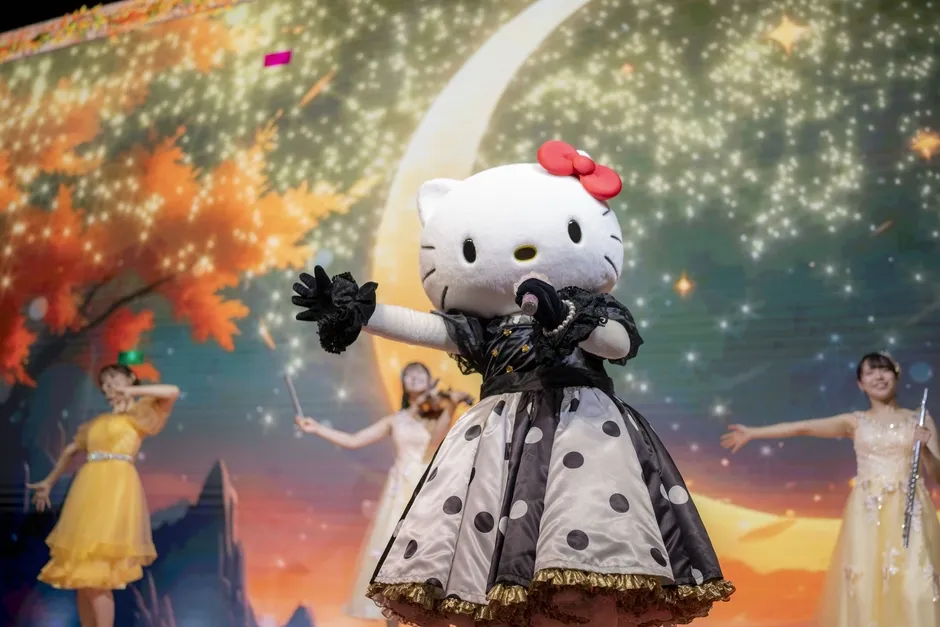 HELLO KITTY SHOW BOXのショーの様子