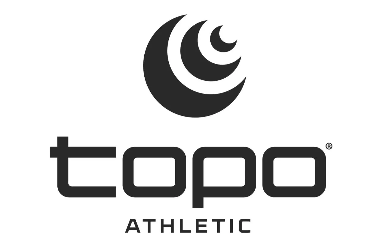 Topo Athletic® ブランドロゴ