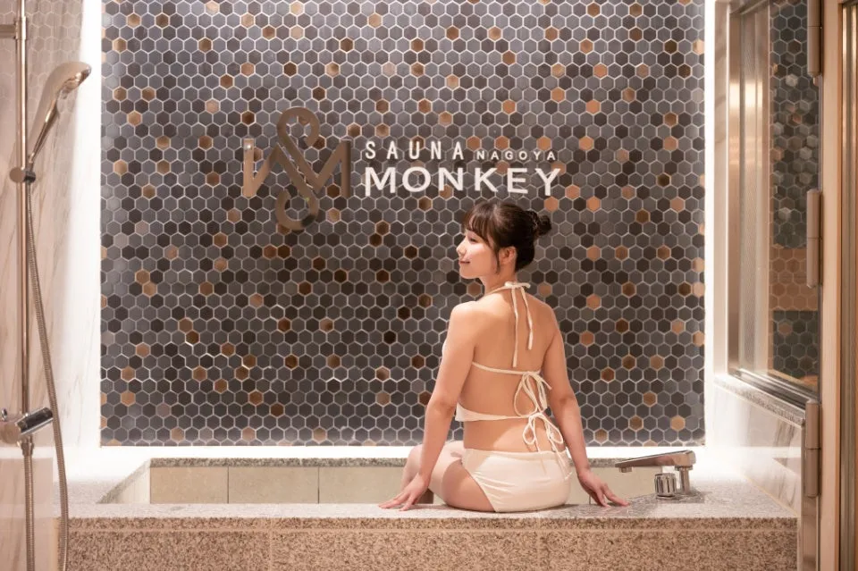 MONKEY SUITE PRIVATE SAUNAの個室サウナ内観