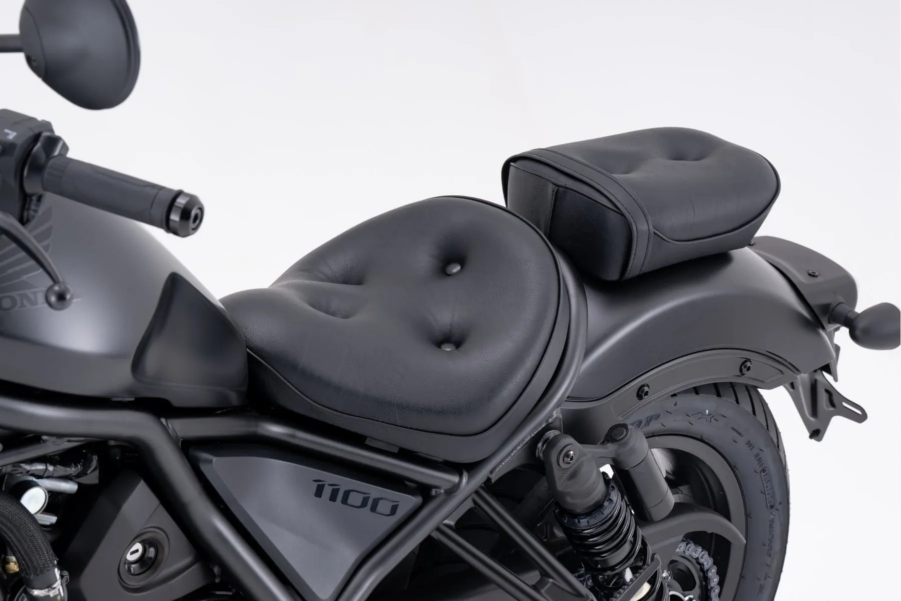  Rebel1100の「お尻の痛み」完全解消！夢のふかふかソファーシート体験