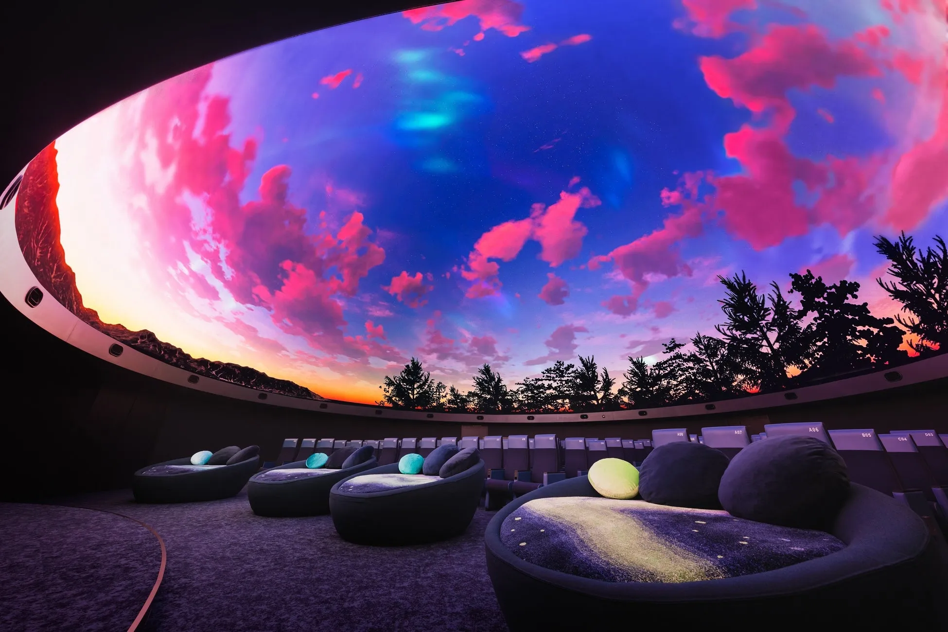 コニカミノルタプラネタリウム満天NAGOYAの入口または館内イメージ