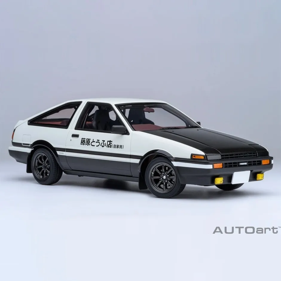 AE86モデルの側面と内装