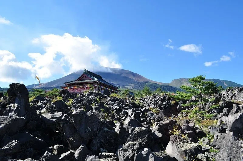 鬼押出し園の溶岩景観