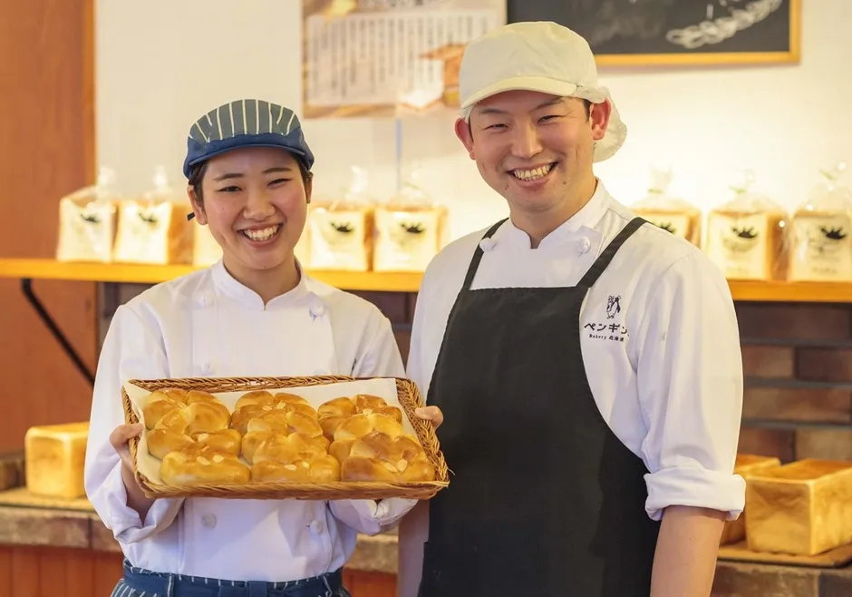 ペンギンベーカリー店舗ロゴ