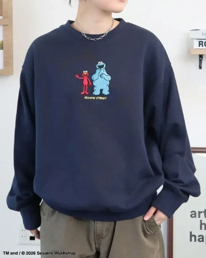フロント刺繍スウェット