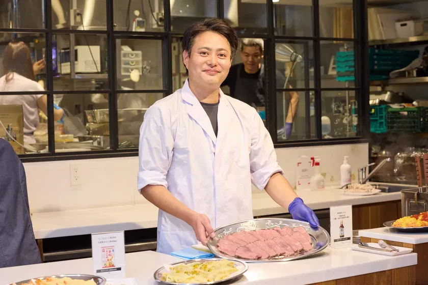 「コープマイシェフ」専属料理人・遠藤 恭徳氏と卵・乳・小麦不使用のブッフェメニュー
