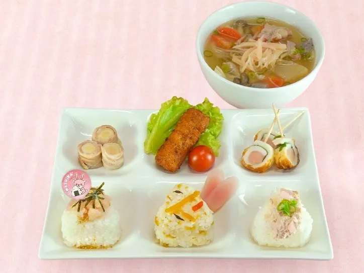 3種のわくわくおにぎり＆とん汁プレート