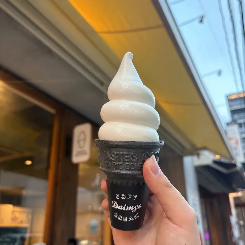 福岡・大名生まれのソフトクリーム