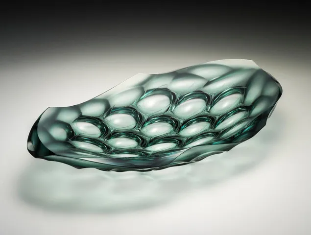渡邊明の積層プラチナ彩切子器「琳風」