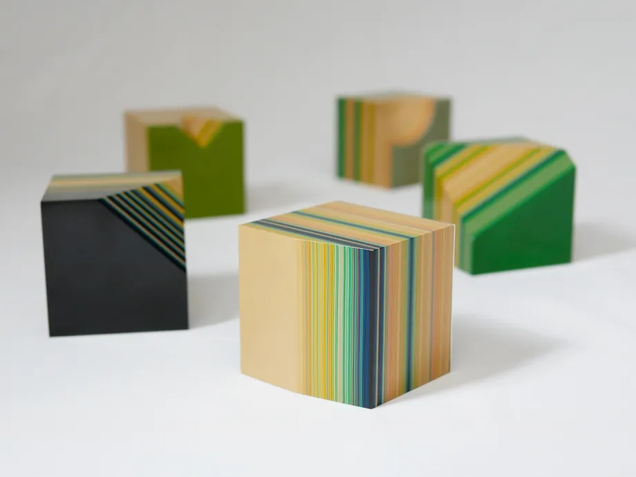 浅野絵莉と関美怜の「Layer - Cube」