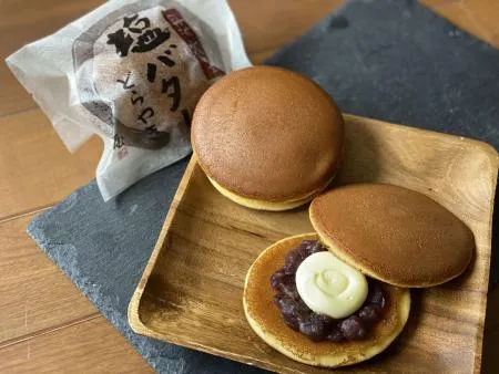 あんことバターを挟んだ菓子