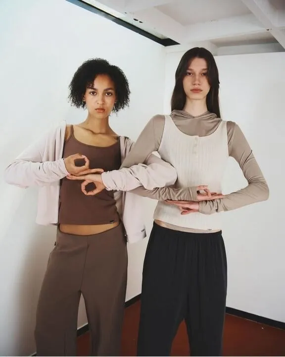 SYMMETRIC PERCENTのスタイリッシュなデザイン