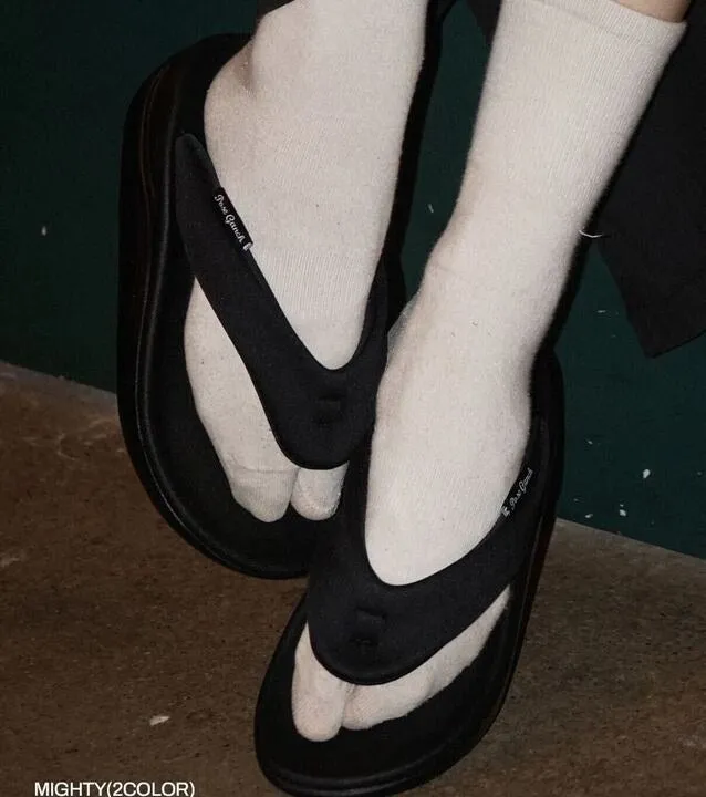 POSEGANCHのシューズの細部