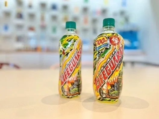 メガライフガードで夏を制覇！ファミマ限定・大容量微炭酸の秘密に迫る