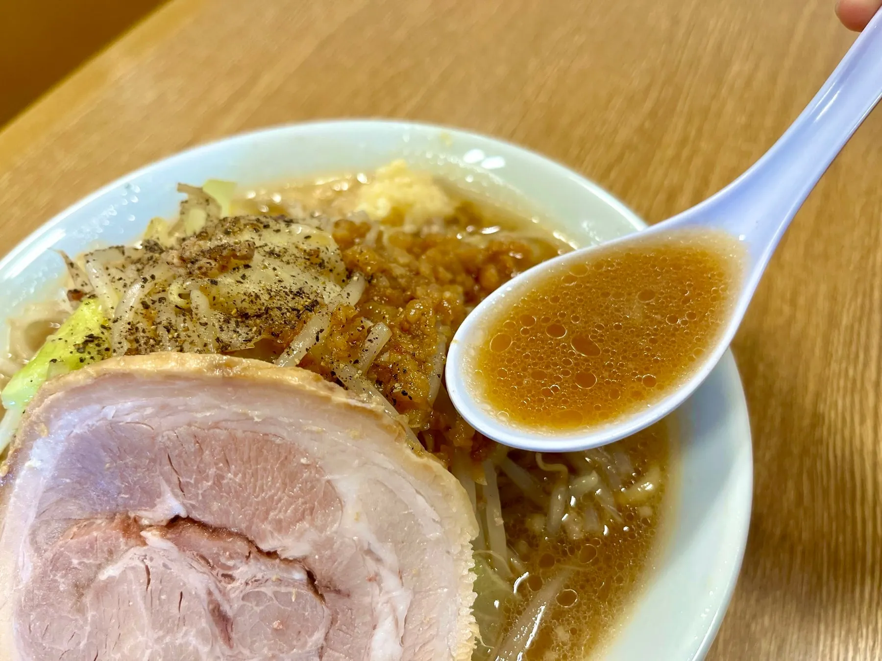 明るい店内
