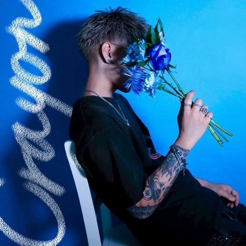【Sol】新アルバム『Crayon』の衝撃！aespaも注目、あなたの心に「自分色」を描く音楽体験