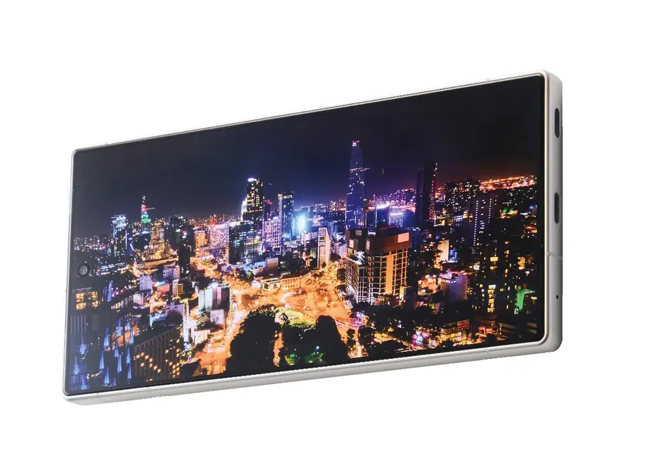 AQUOS R10