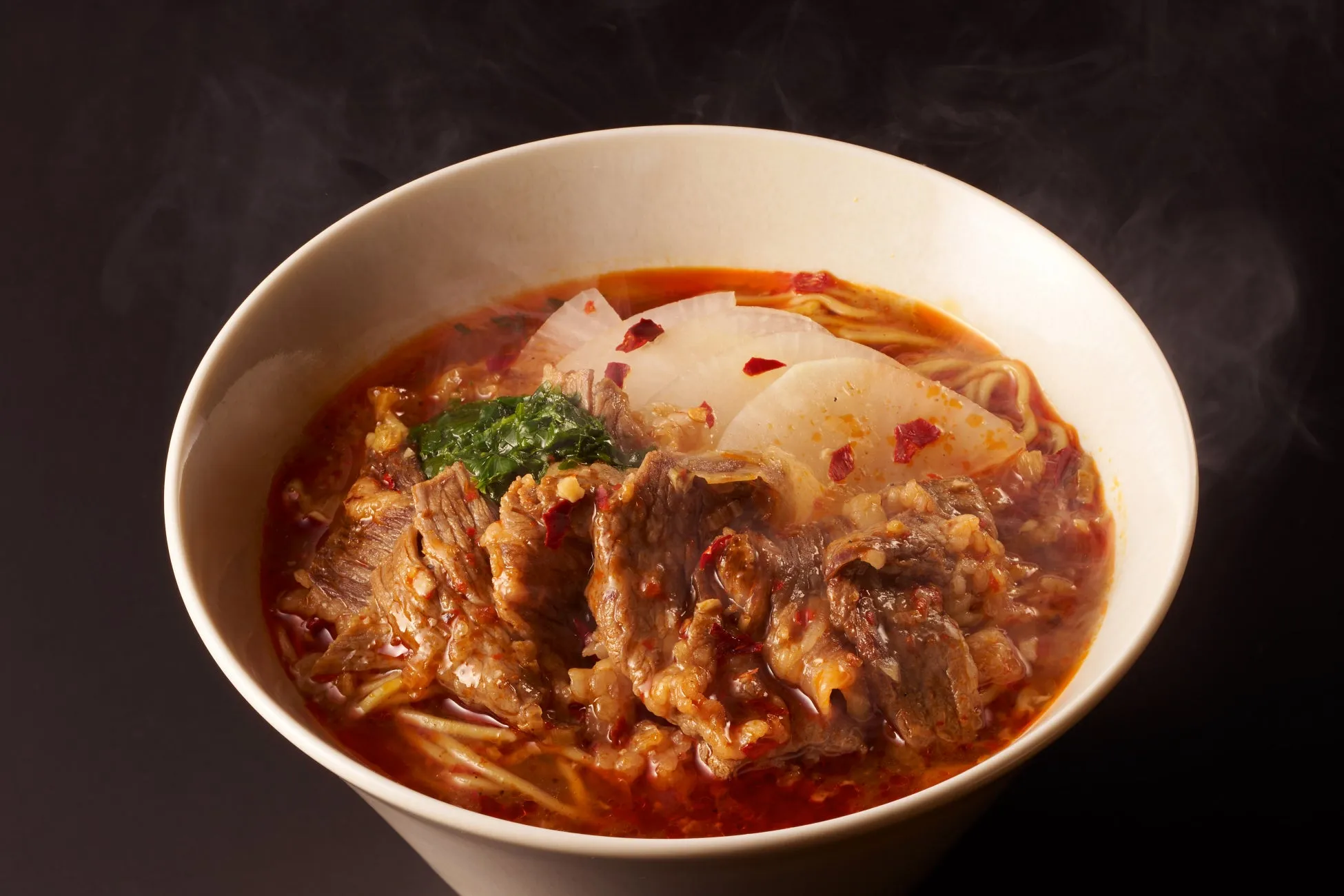 蘭州牛肉麺に着想を得た本格的な一杯