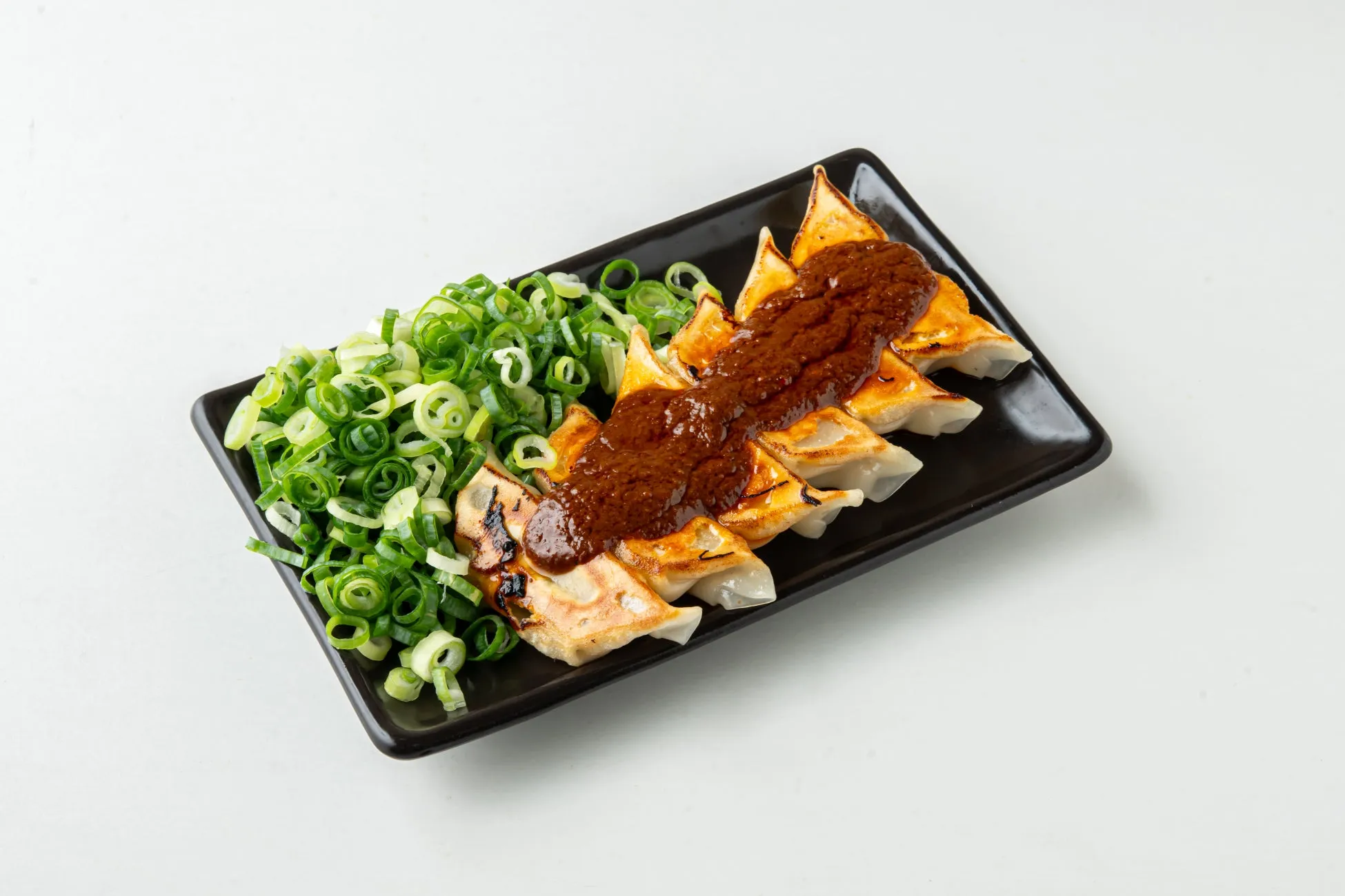 ねぎドッカン！赤辛焼餃子