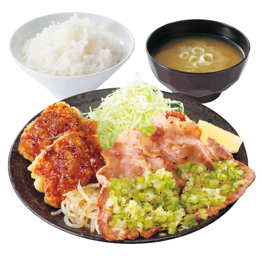 黒胡椒からあげとねぎ塩焼き定食(店内)